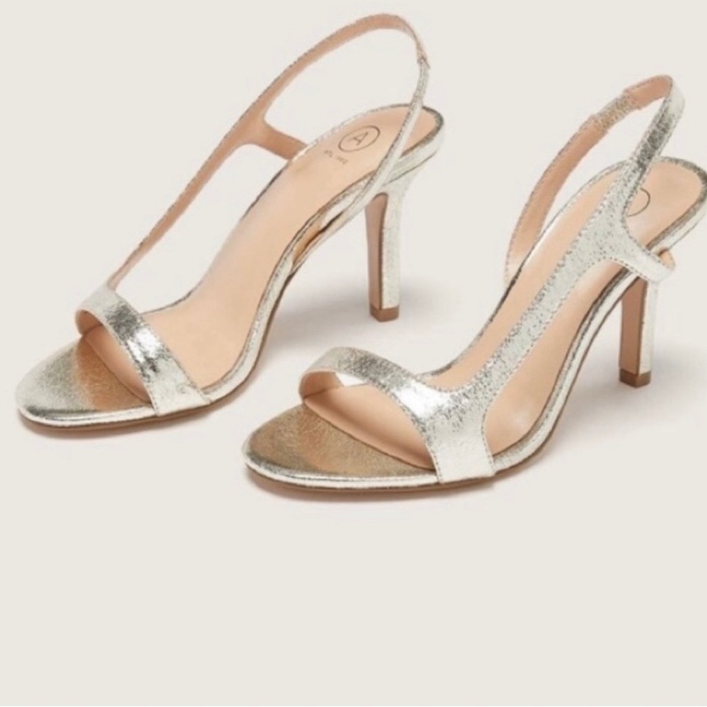 Gold Addition Elle Women’s size 9 extra wide sling back heels